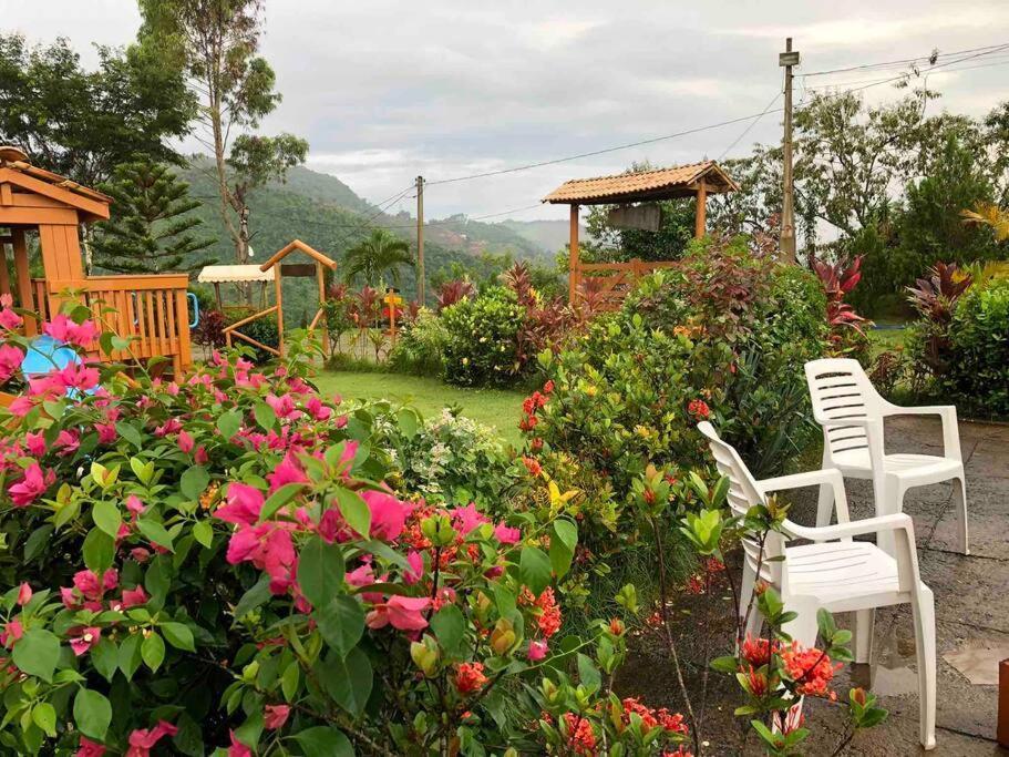 Casa Nas Montanhas Em Domingos Martins Villa Exterior foto